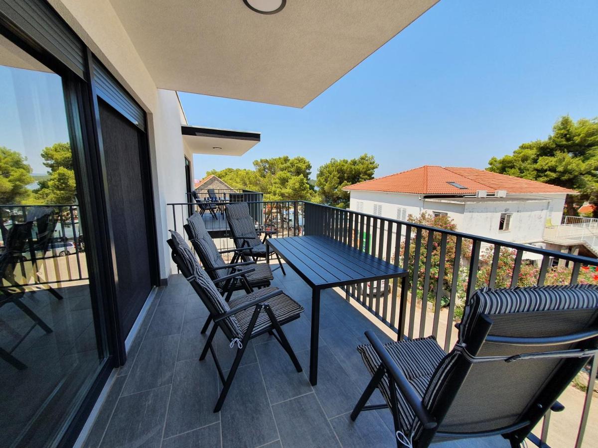 Apartmani Nerium Loviste Bagian luar foto