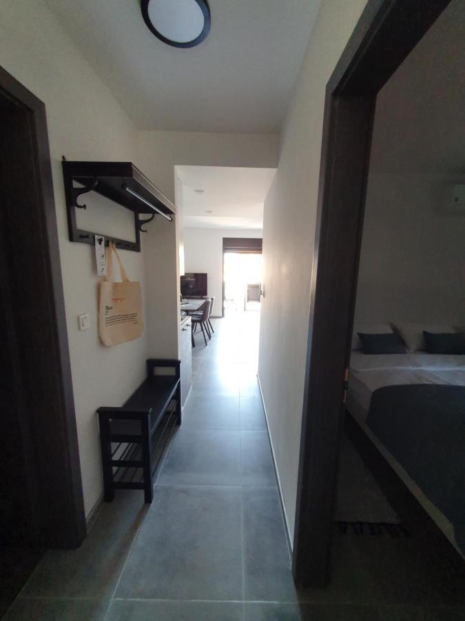 Apartmani Nerium Loviste Bagian luar foto