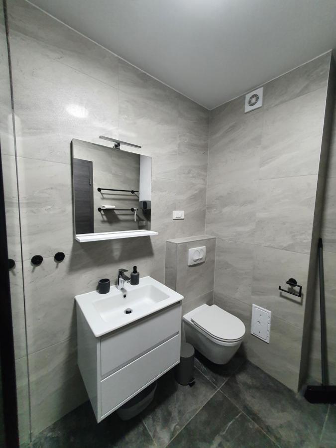 Apartmani Nerium Loviste Bagian luar foto